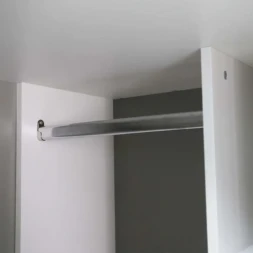 Угловой шкаф в прихожую