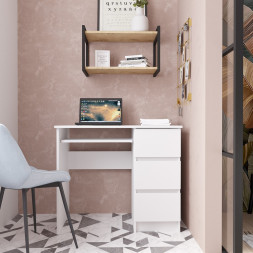 Белый письменный стол